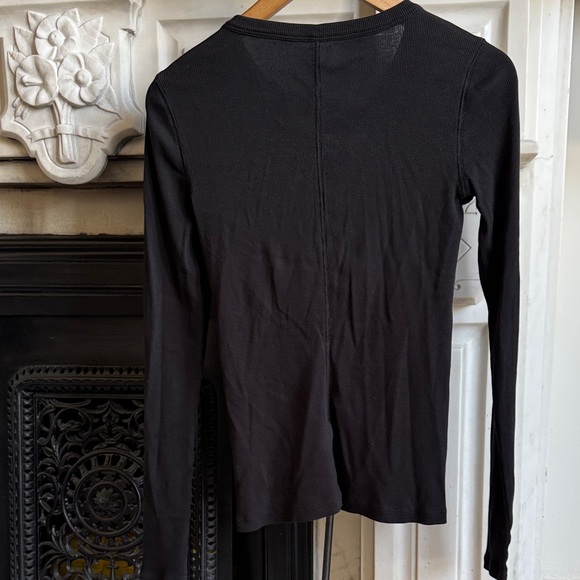 Everlane L/S Ribbed Henley - Picture 5 of 9